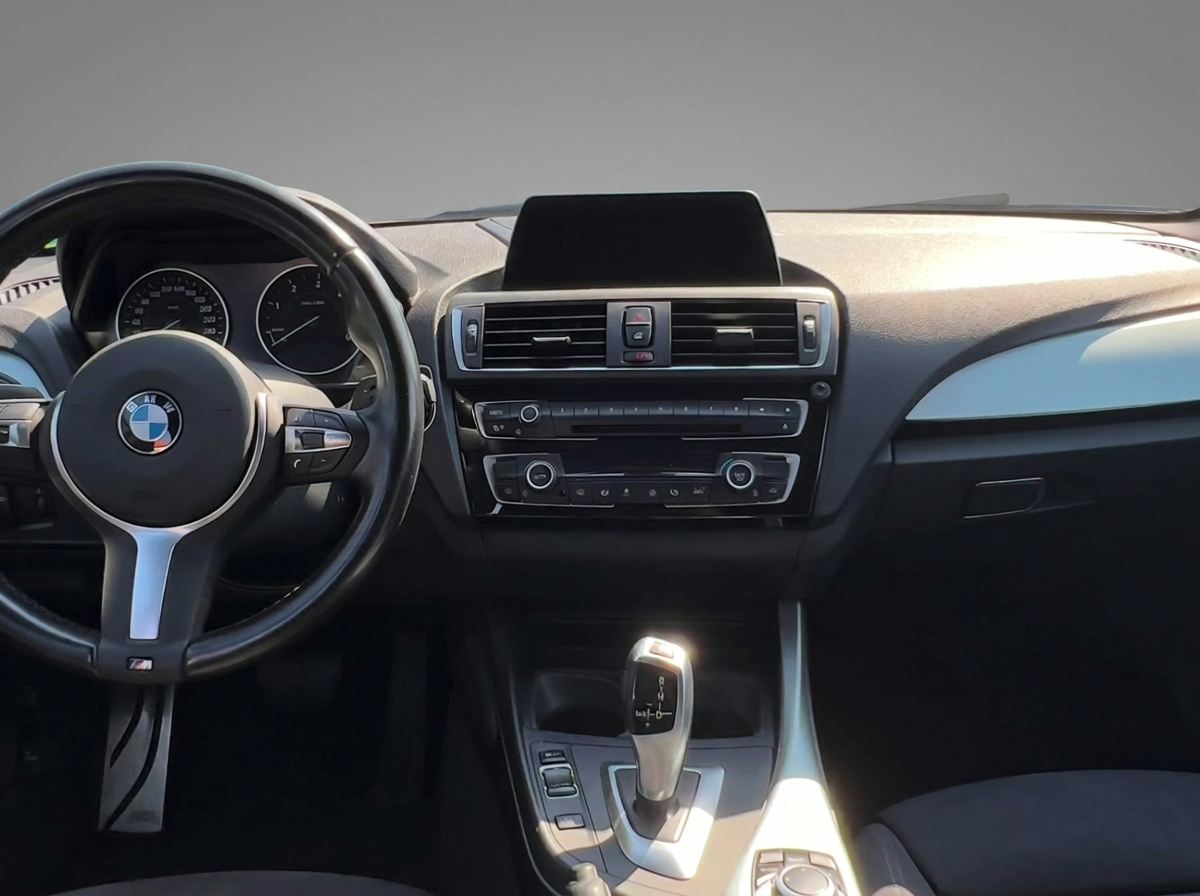 BMW 116d Pack M — foto 5