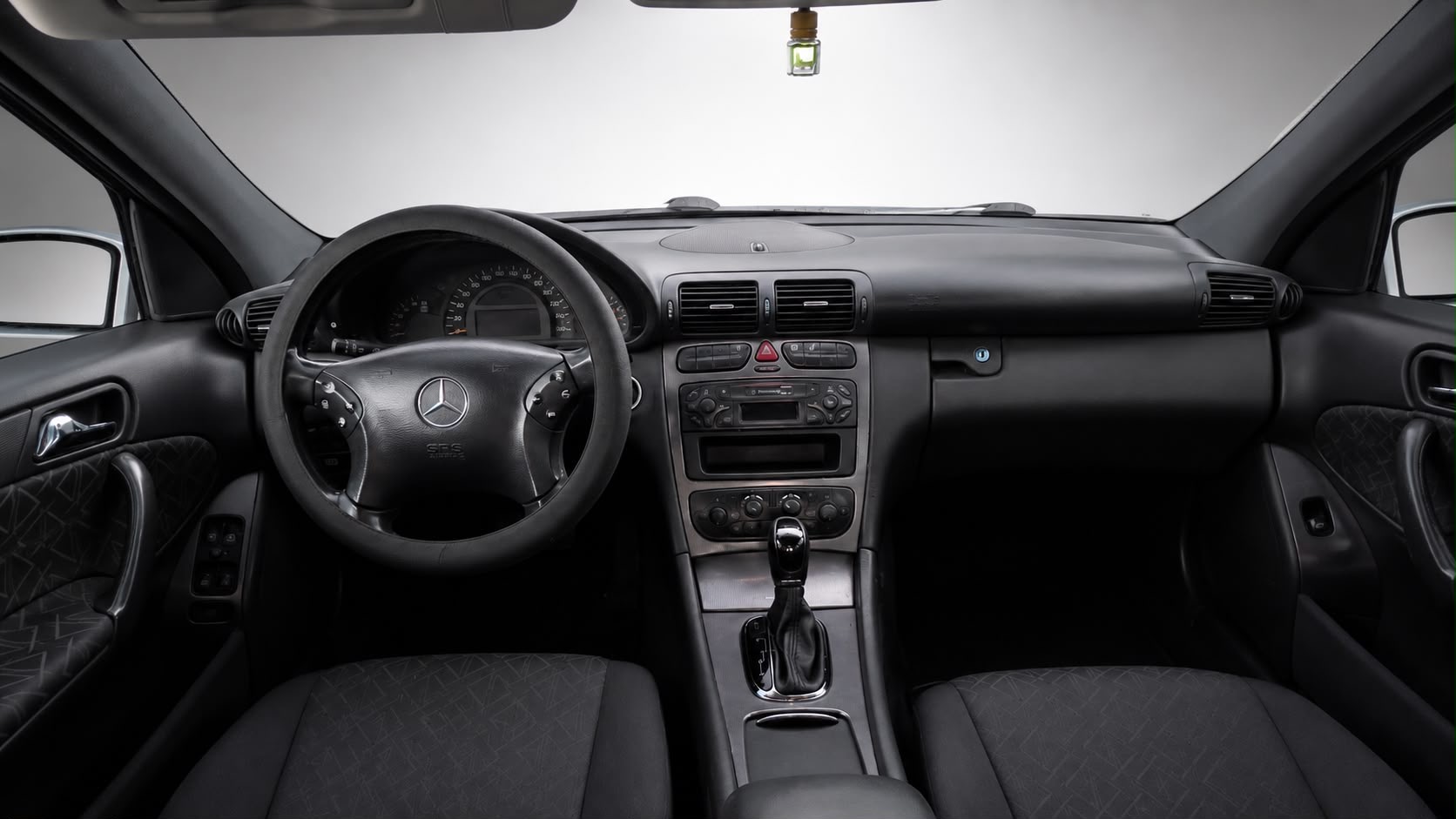 Mercedes-Benz C220 CDI Elegance — foto 5