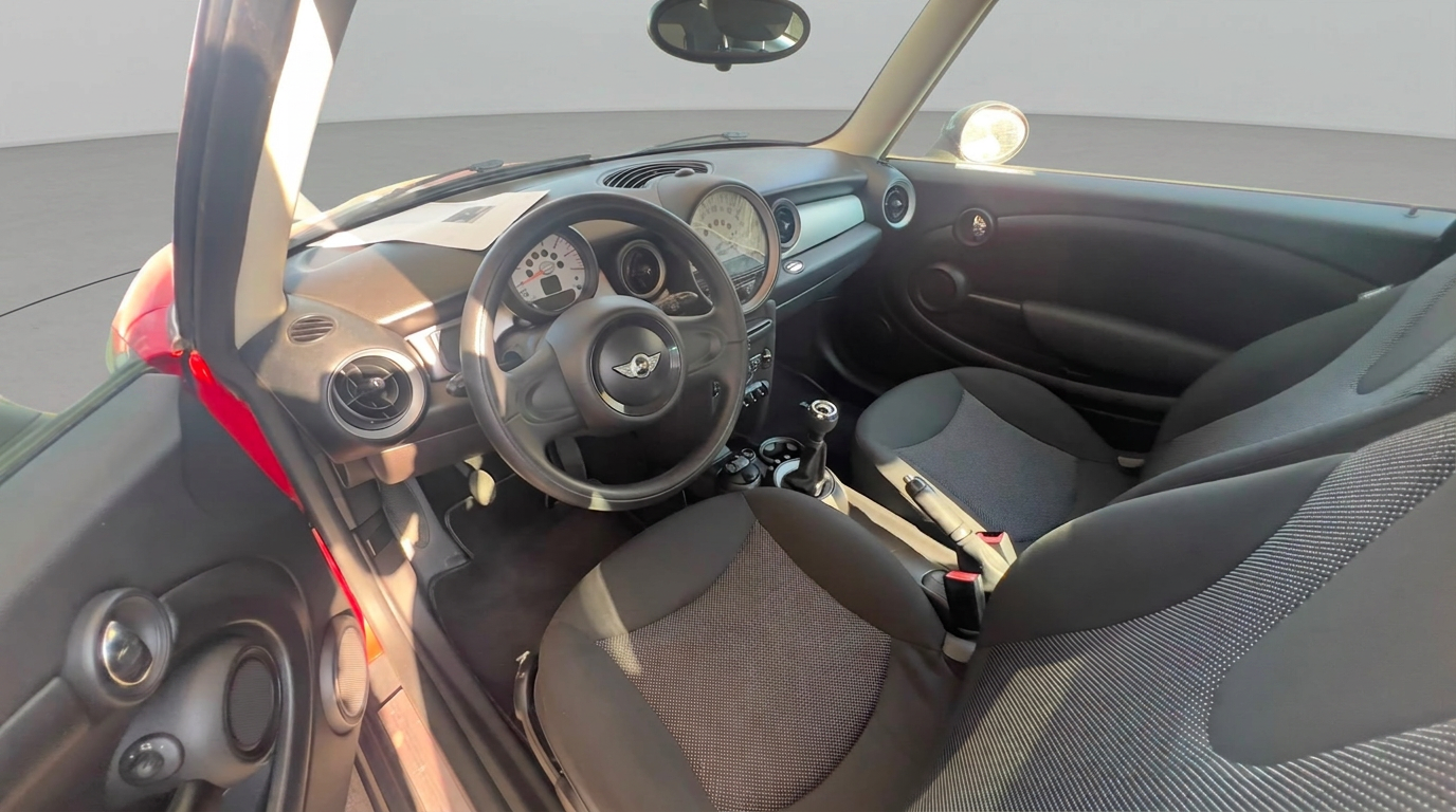 MINI Cooper 1.6d — foto 6