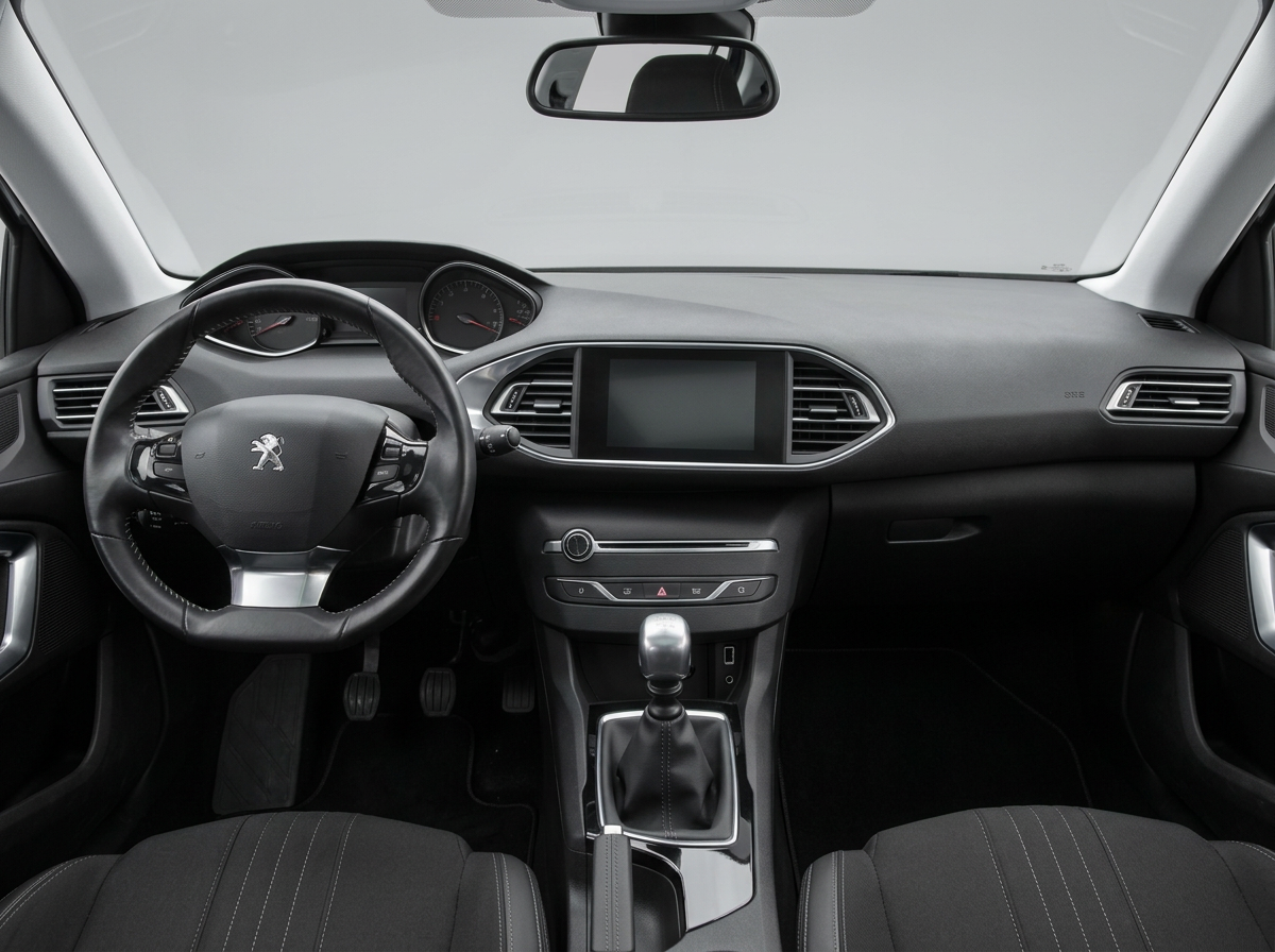 Peugeot 308 SW 1.6 BlueHDi Allure — foto 6